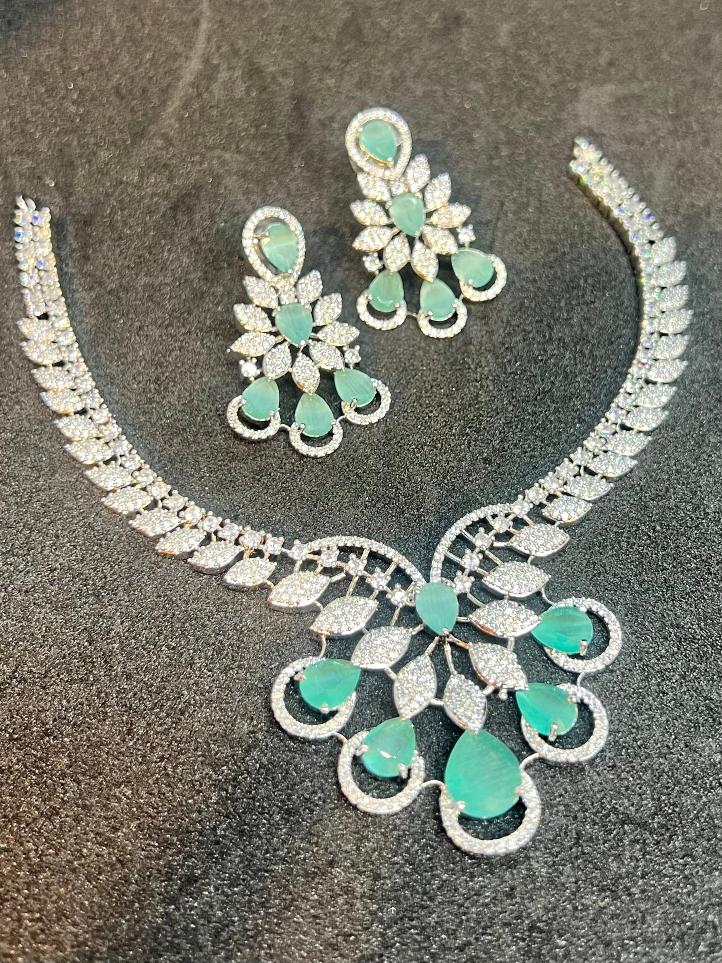 Elegant Diamond Cut Gold Necklace Set Mirpur Jewelry City
