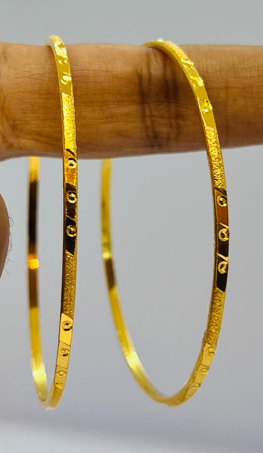 Simple Style Chikon Ruf Churi – Elegant Traditional Bangle