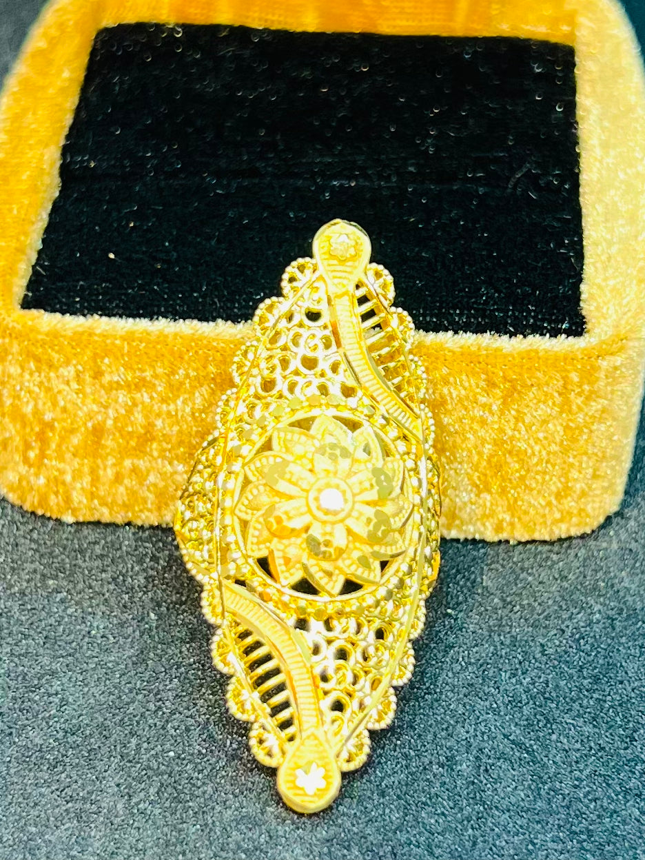 Classic Luxe Finish Adjustable Ring