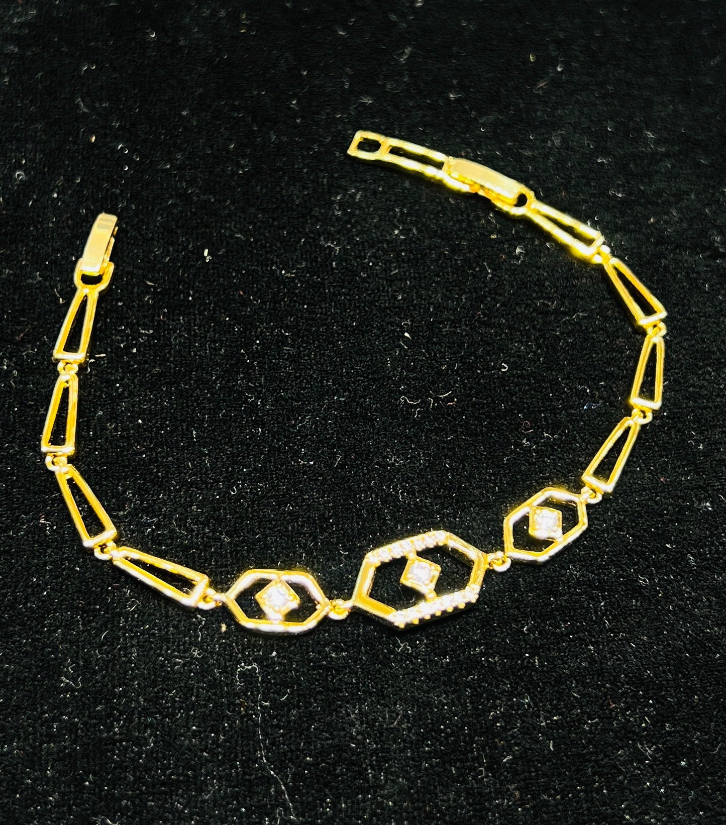 Comfortable Daily Wear Bracelet Mirpur Jewelry City