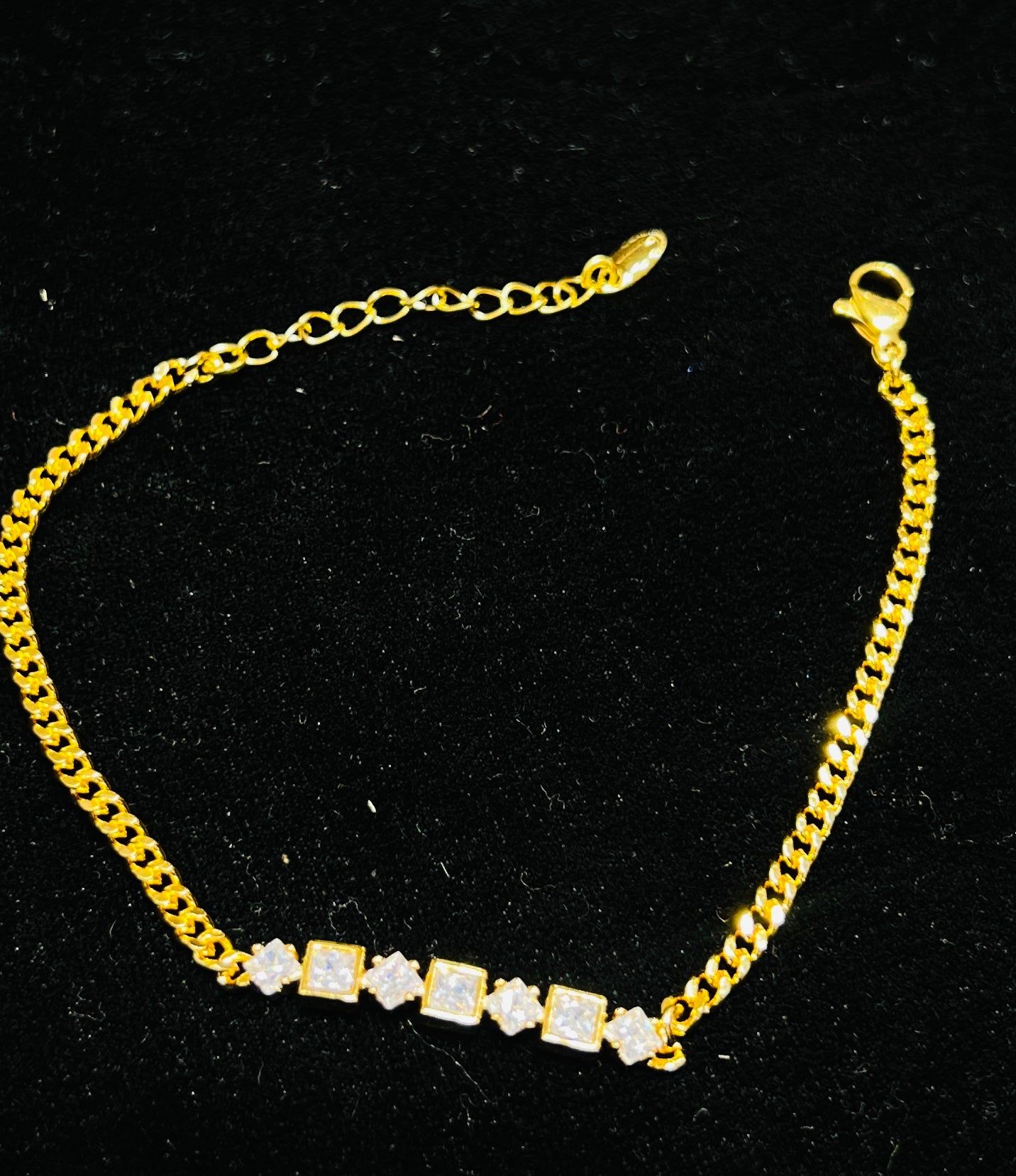Simple & Elegant Gold Plated Bracelet
