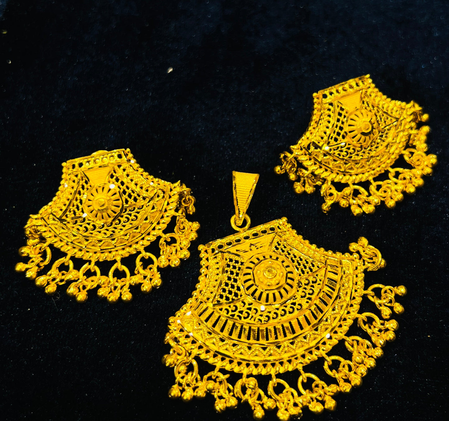 Minimal Locket and Earring Combo – Elegant Everyday Set Mirpur Jewelry City