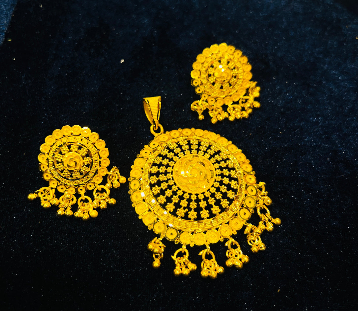 Elegant Locket & Earring Combo – Premium Finish Set Mirpur Jewelry City