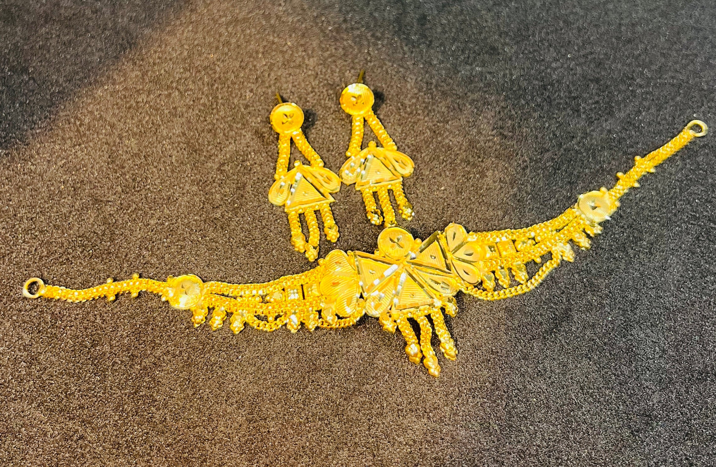 Classic Kontho Har Necklace – Elegant Design Mirpur Jewelry City