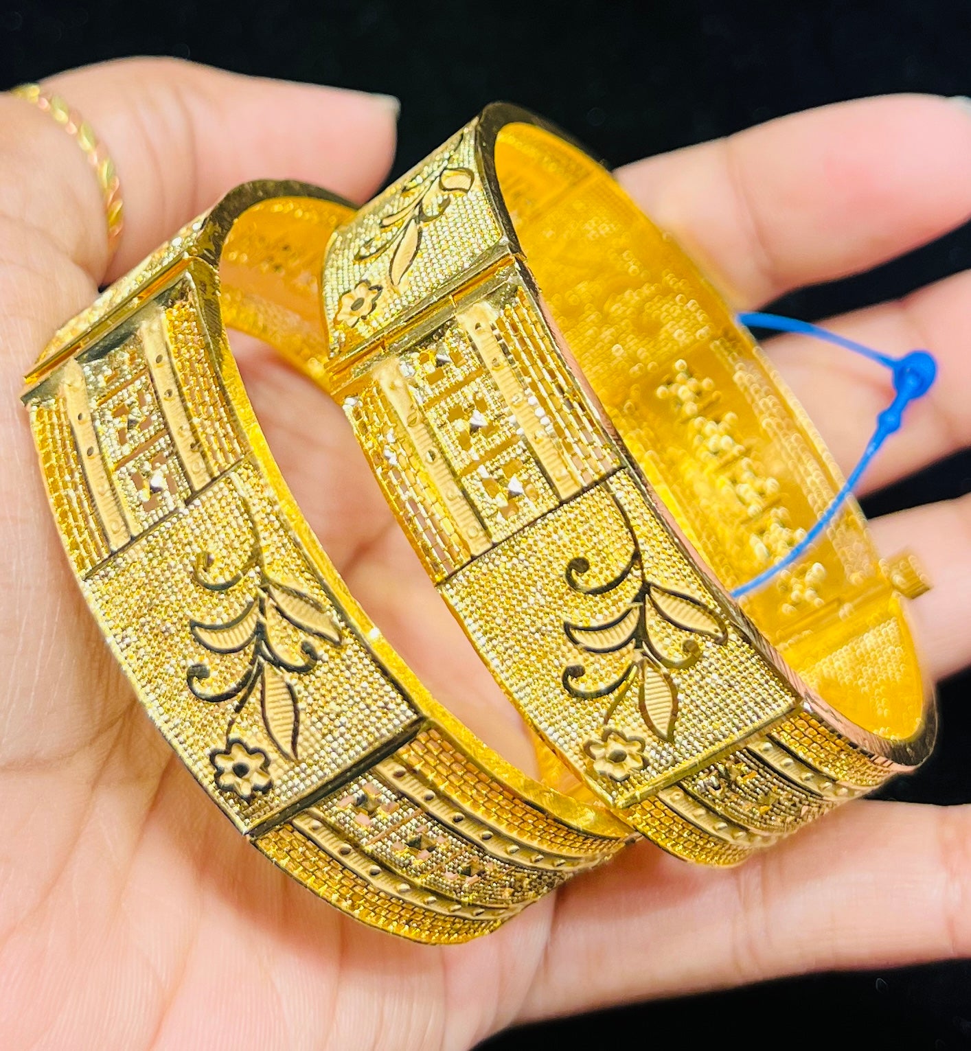 Stylish Chur Bangles – Modern Traditional Look