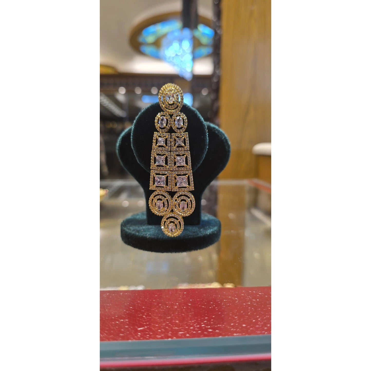 Timeless Radiance: Diamond Cut Bridal Necklace - Mirpur Jewelry City