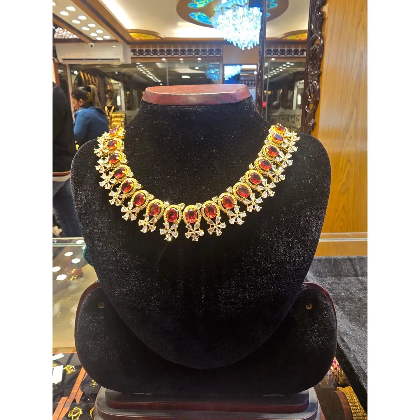 Timeless Radiance: Diamond Cut Bridal Necklace - Mirpur Jewelry City