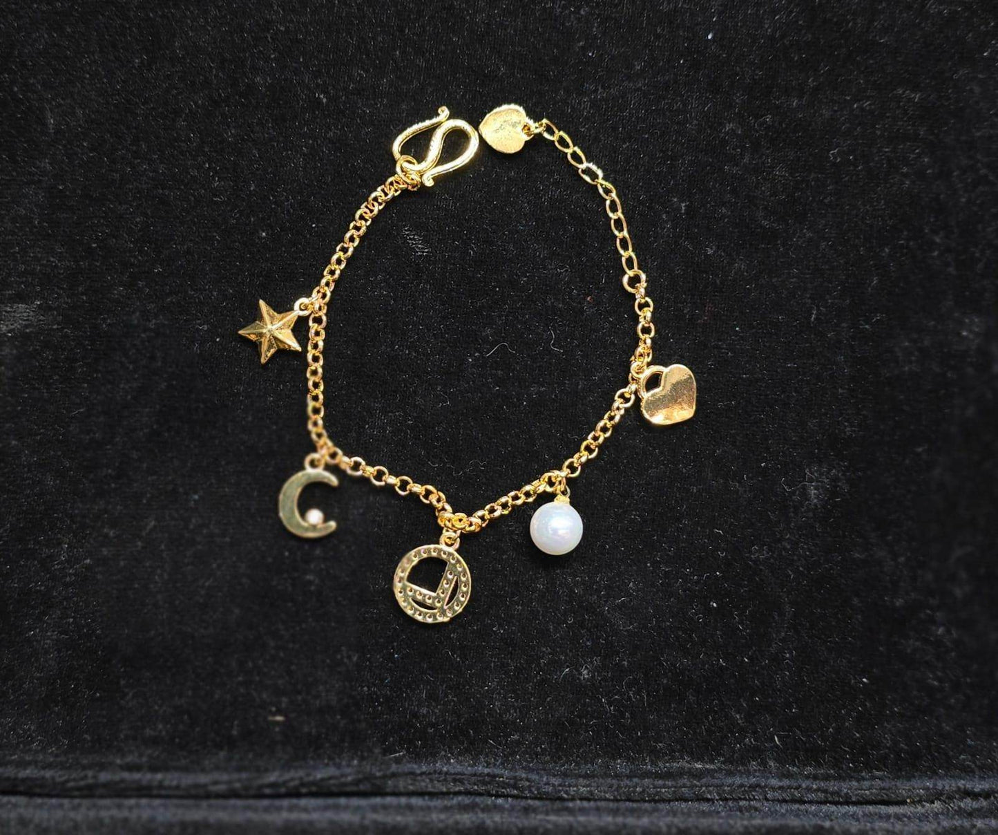 Elegant Gold-Plated Bracelet – Timeless Beauty & Shine - Mirpur Jewelry City