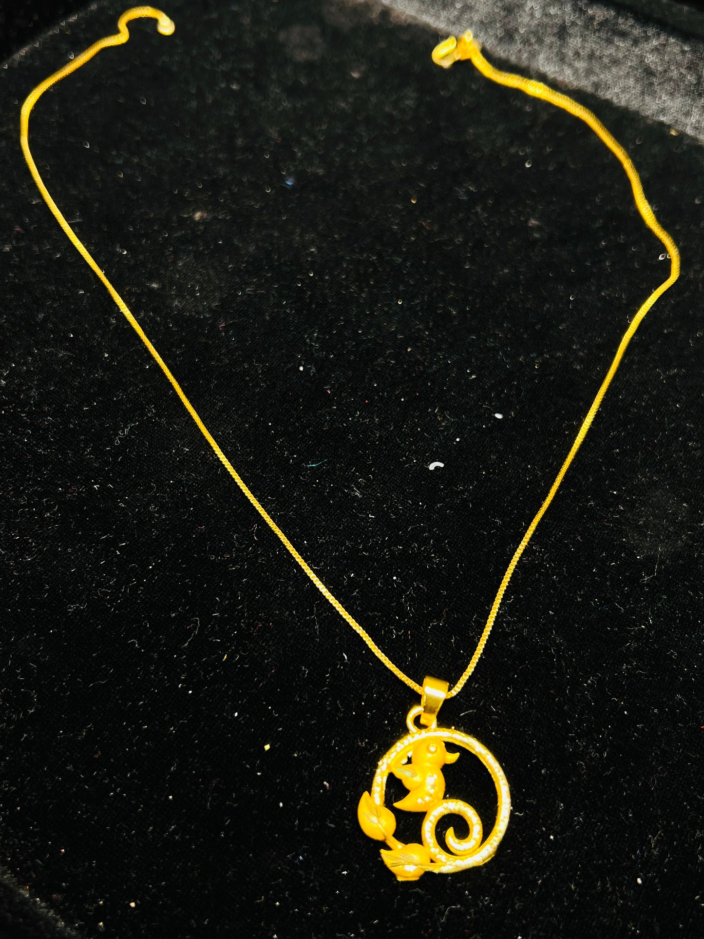 Minimal Gold Polish Chain – Smart & Sophisticated Style