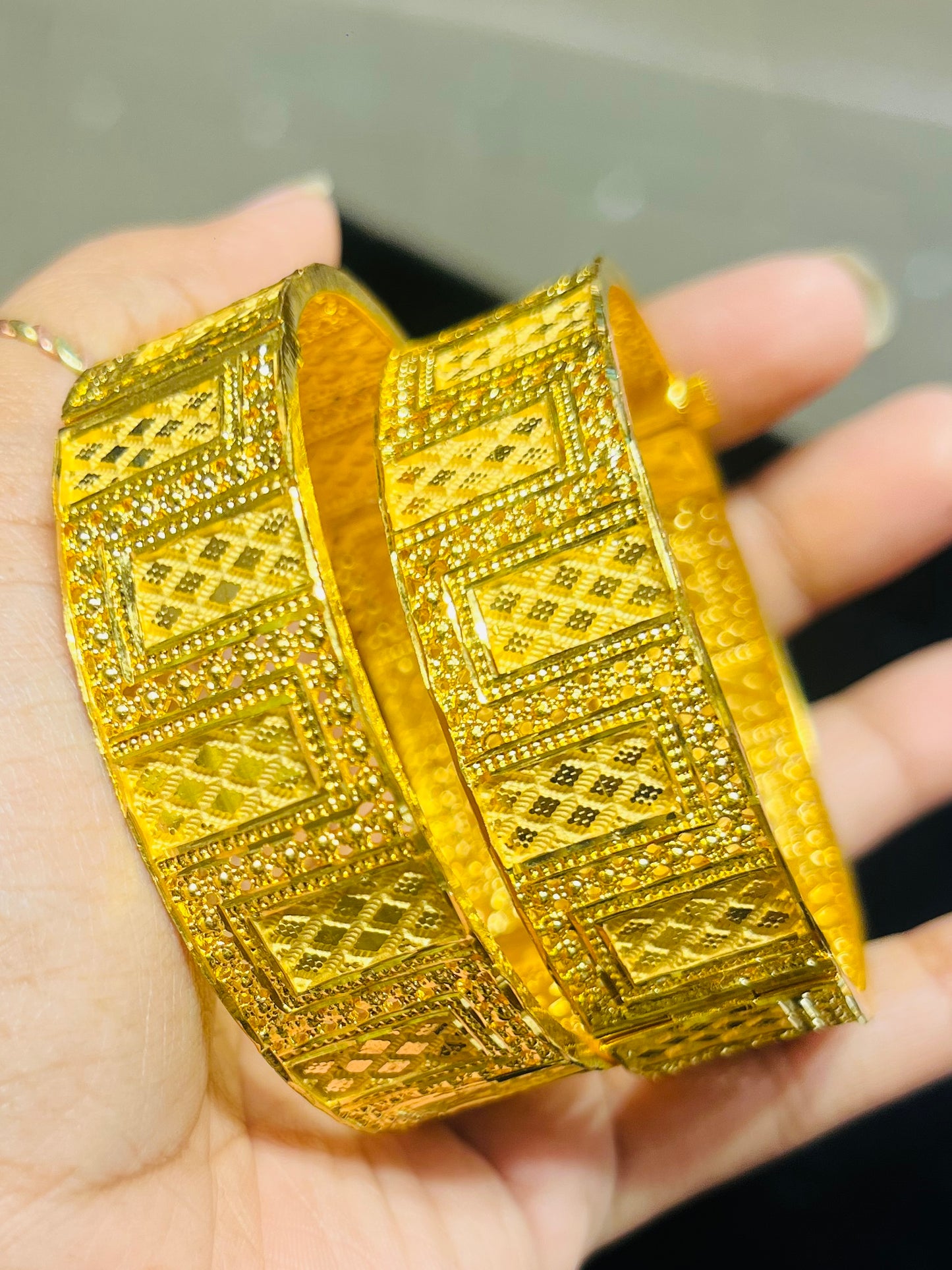 Premium Chur – Elegant & Graceful Finish