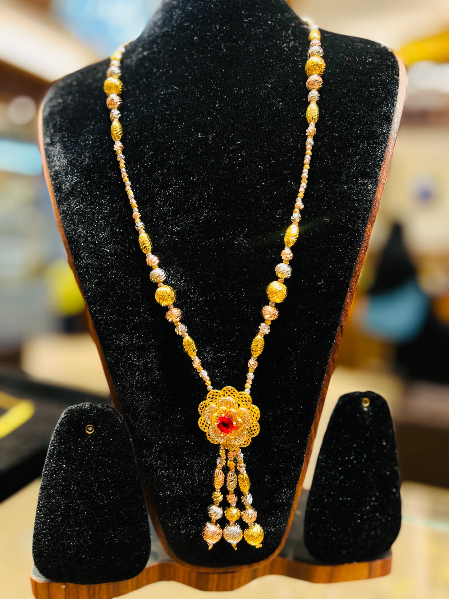 Elegant Gold Plated MOP Chain – Premium Collection
