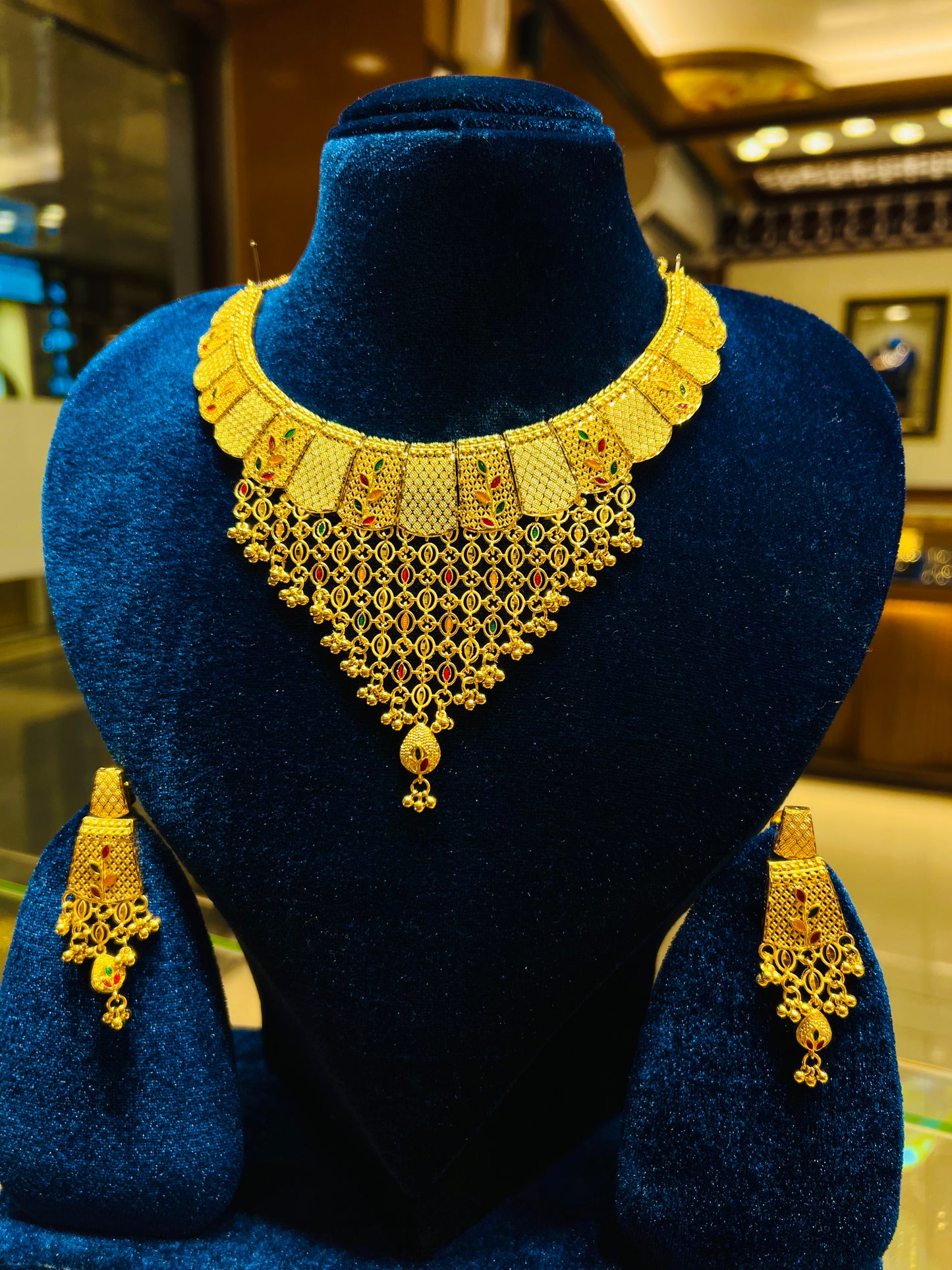Signature Gold Polish Necklace – Premium Wedding Collection
