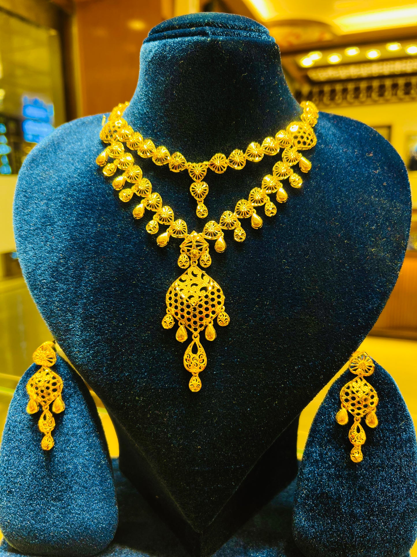 Premium Gold Polish Necklace – Wedding & Reception Wear