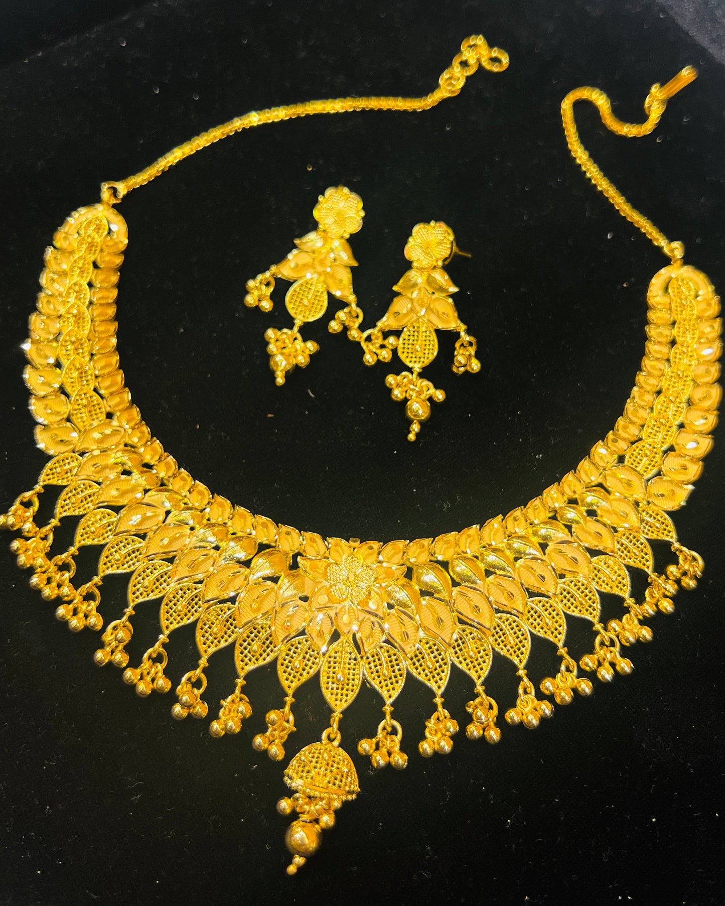 👑 Ethnic Bridal Necklace – Sparkling & Elegant Mirpur Jewelry City
