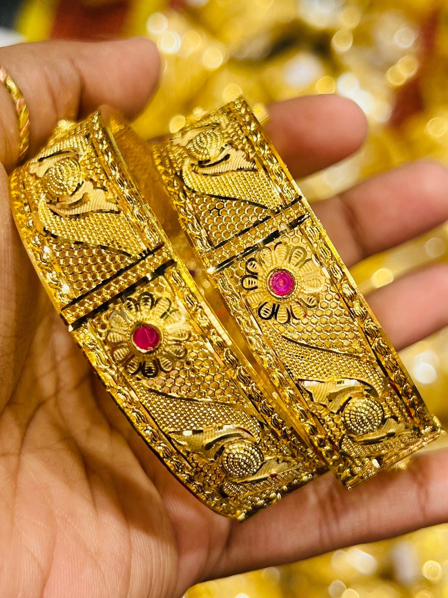 Luxury Chur Bangles – Grand Wedding Wear Mirpur Jewelry City