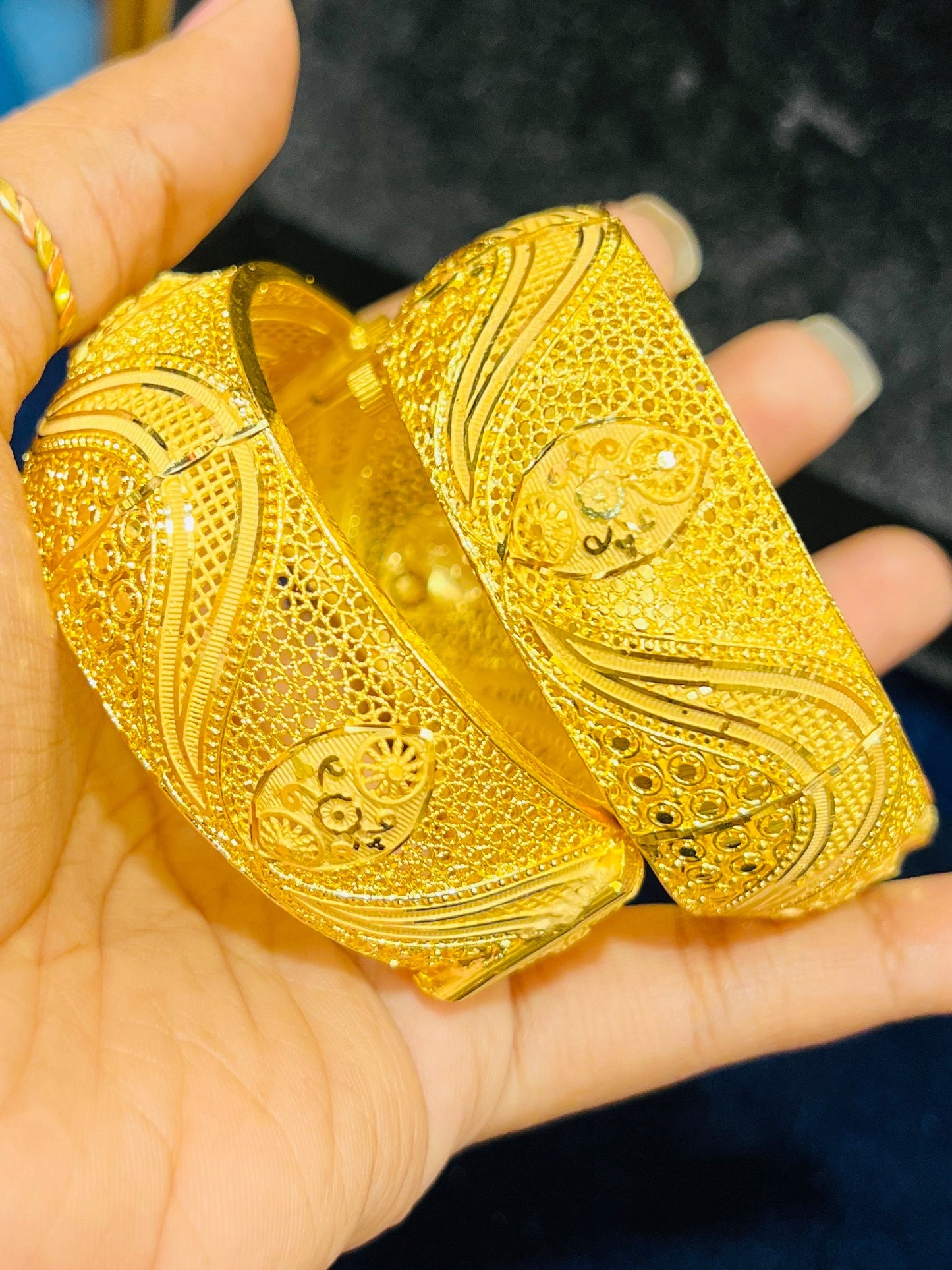 Elegant Bridal Chur – Perfect Match for Your Big Day ( 1 pair) Mirpur Jewelry City