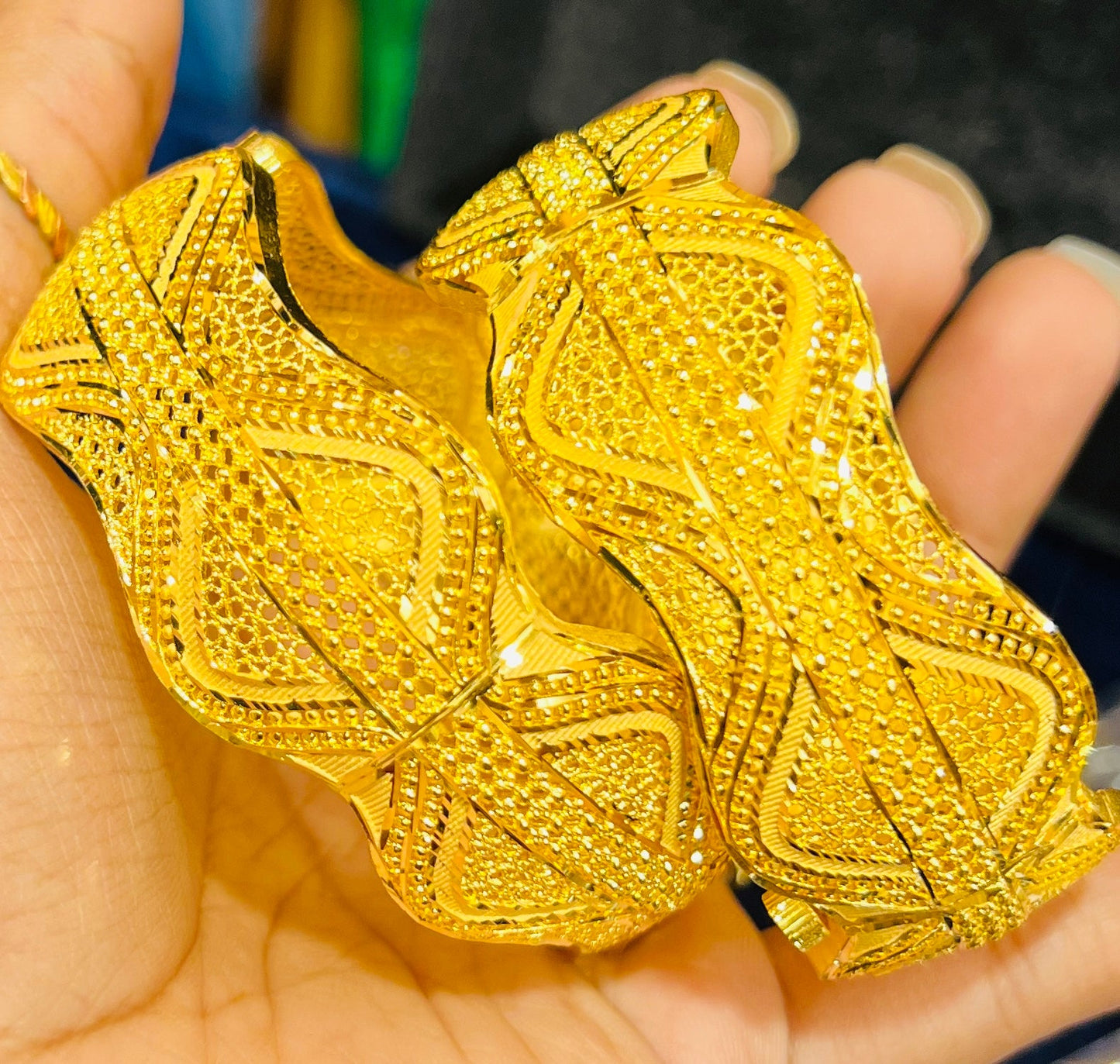Elegant Bridal Chur – Perfect Match for Your Big Day (1 pair) Mirpur Jewelry City