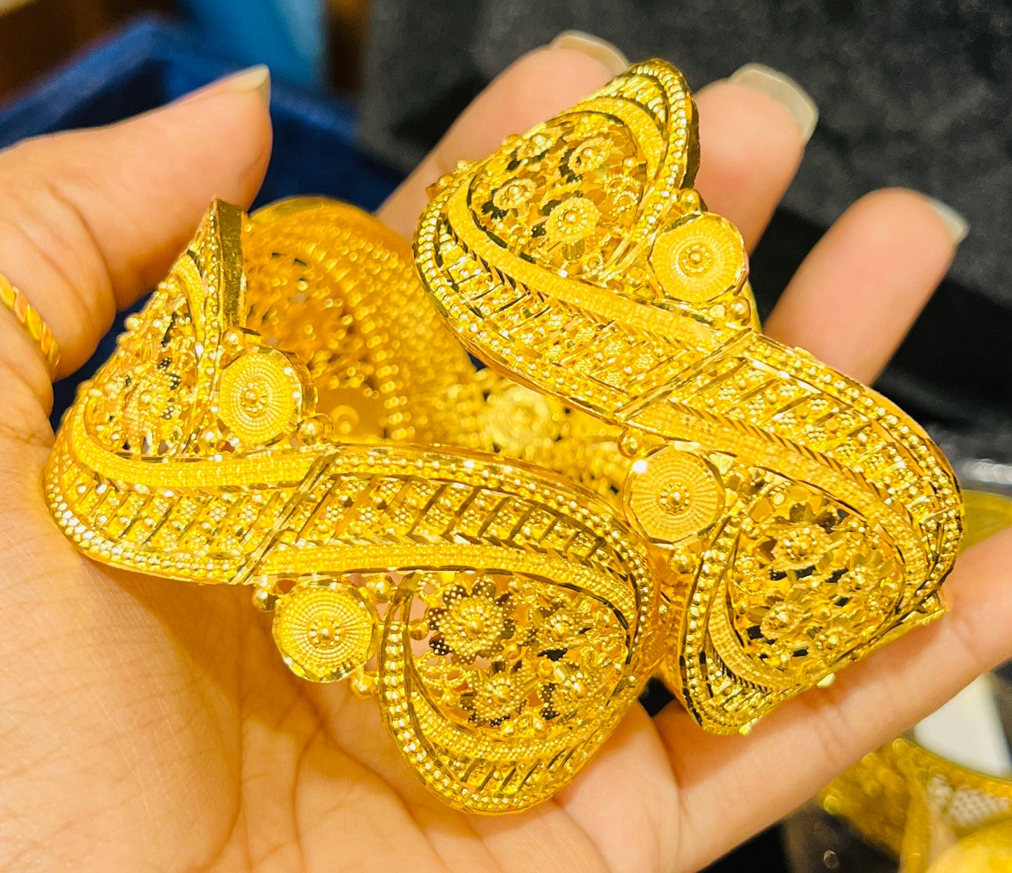 Classic Bridal Chur Set – Bridal Exclusive Design (1 pair) Mirpur Jewelry City