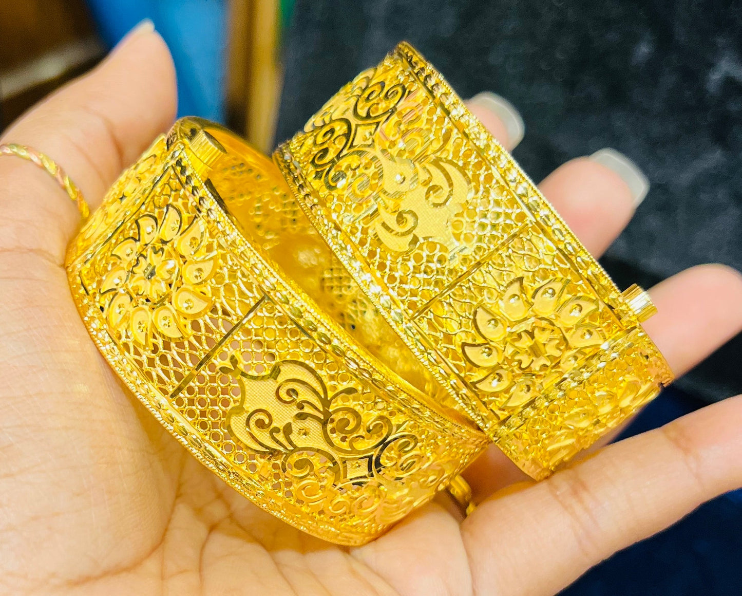Elegant Bridal Chur – Perfect Match for Your Big Day (1 Pair) Mirpur Jewelry City