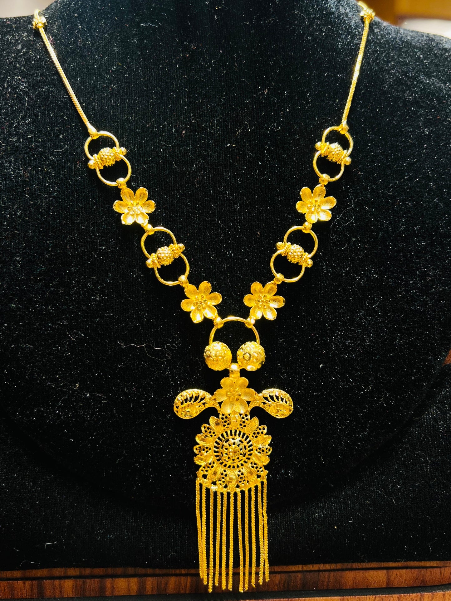 Elegant Mop Gold Chain – 22K Gold Polish, Lightweight & Timeless Design Mirpur Jewelry City