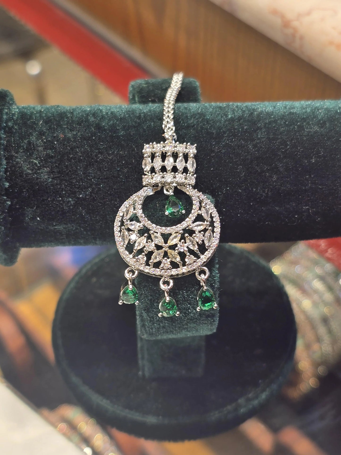 Timeless Radiance: Diamond Cut Bridal Necklace - Mirpur Jewelry City