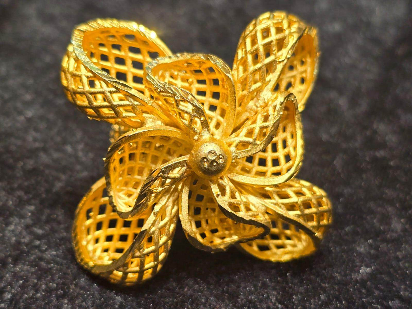 Elegant Gold-Plated Ring – Timeless Beauty & Luxury - Mirpur Jewelry City