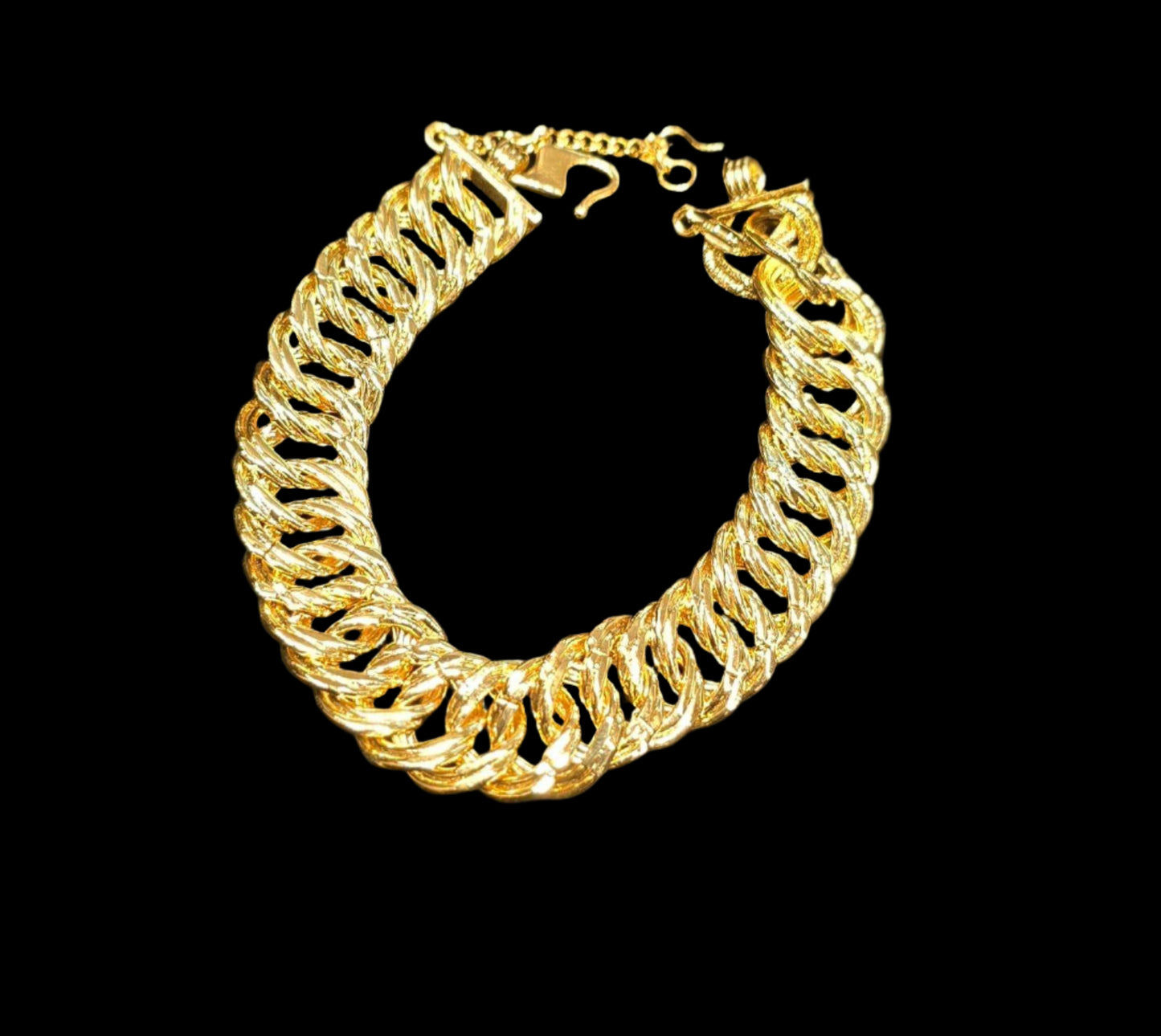 Elegant Gold-Plated unisex Bracelet – Timeless Beauty & Shine - Mirpur Jewelry City
