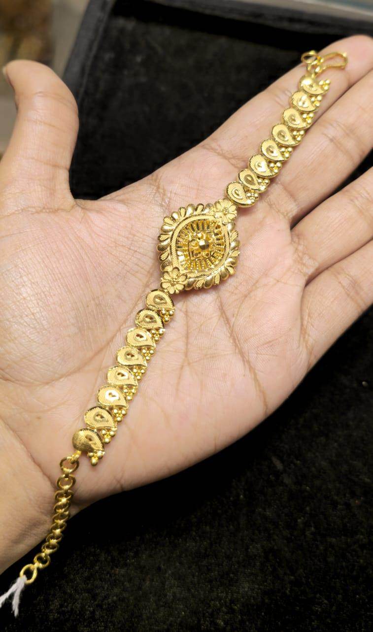 Gold-Plated Fashion Bracelet – Elegant Imitation Jewelry - Mirpur Jewelry City