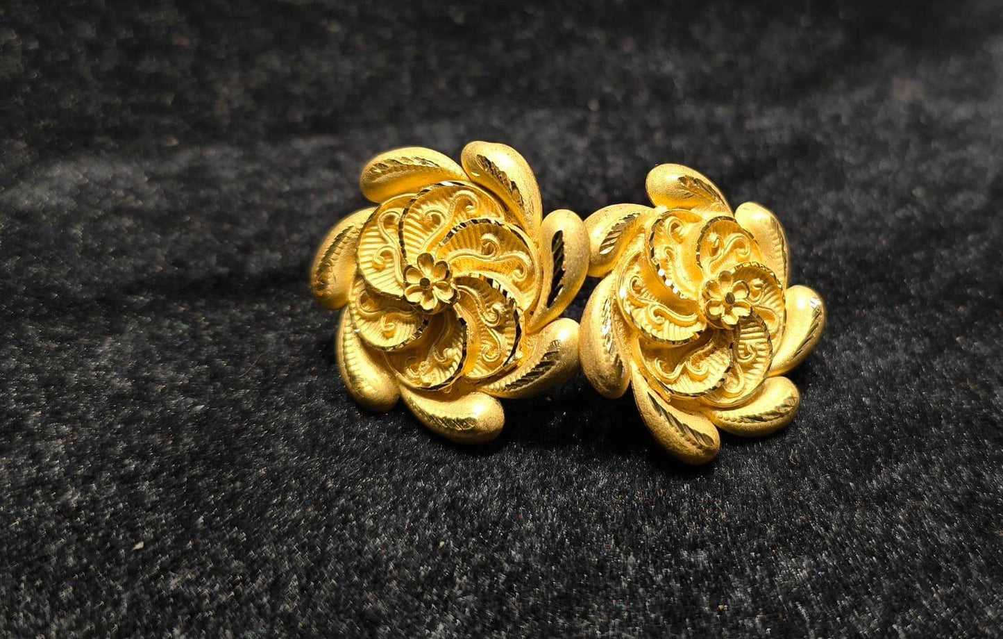 Elegant Gold-Plated Pasha Earrings – Timeless Luxury & Charm - Mirpur Jewelry City