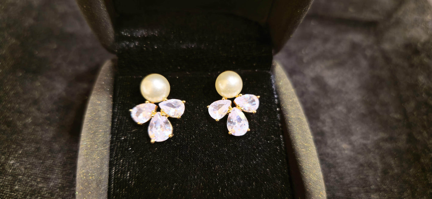 Elegant Gold-Plated Top – Timeless Luxury - Mirpur Jewelry City