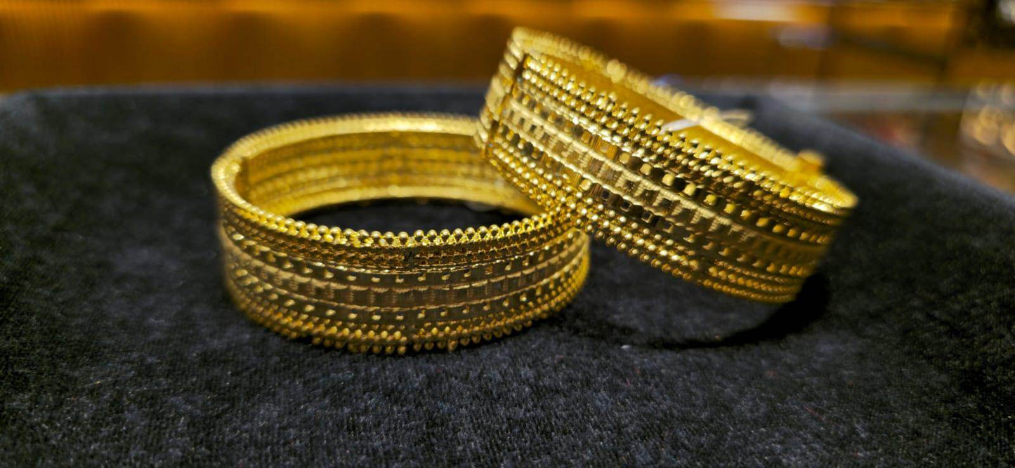 Elegant Gold-Plated Chur – Timeless Bangladeshi Craftsmanship - Mirpur Jewelry City