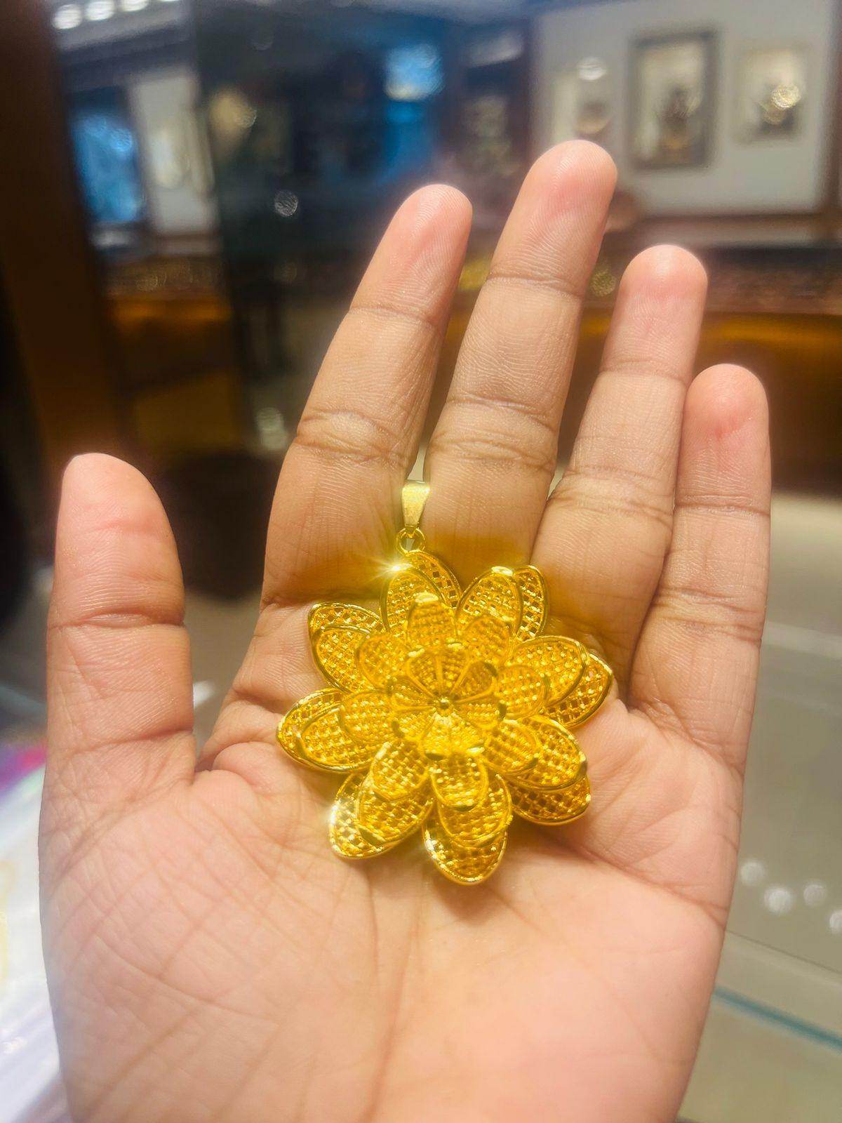 Gorgeous floral Dubai Design gold plated Locket - Mirpur Jewelry City