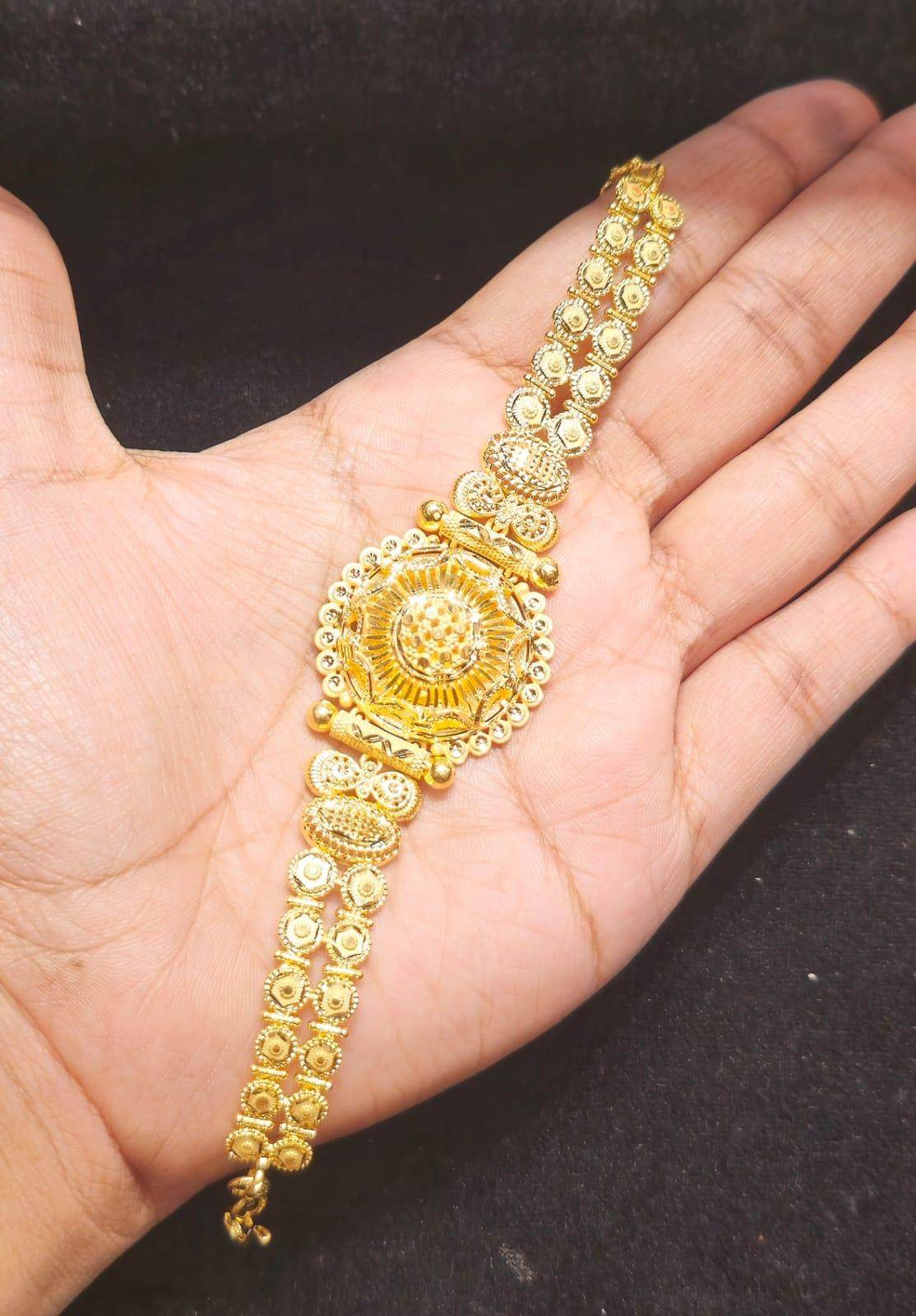 Gold-Plated Fashion Bracelet – Elegant Imitation Jewelry - Mirpur Jewelry City