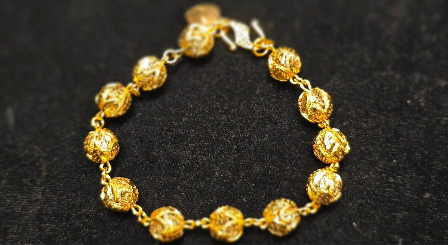Gold-Plated Fashion Bracelet – Elegant Imitation Jewelry - Mirpur Jewelry City
