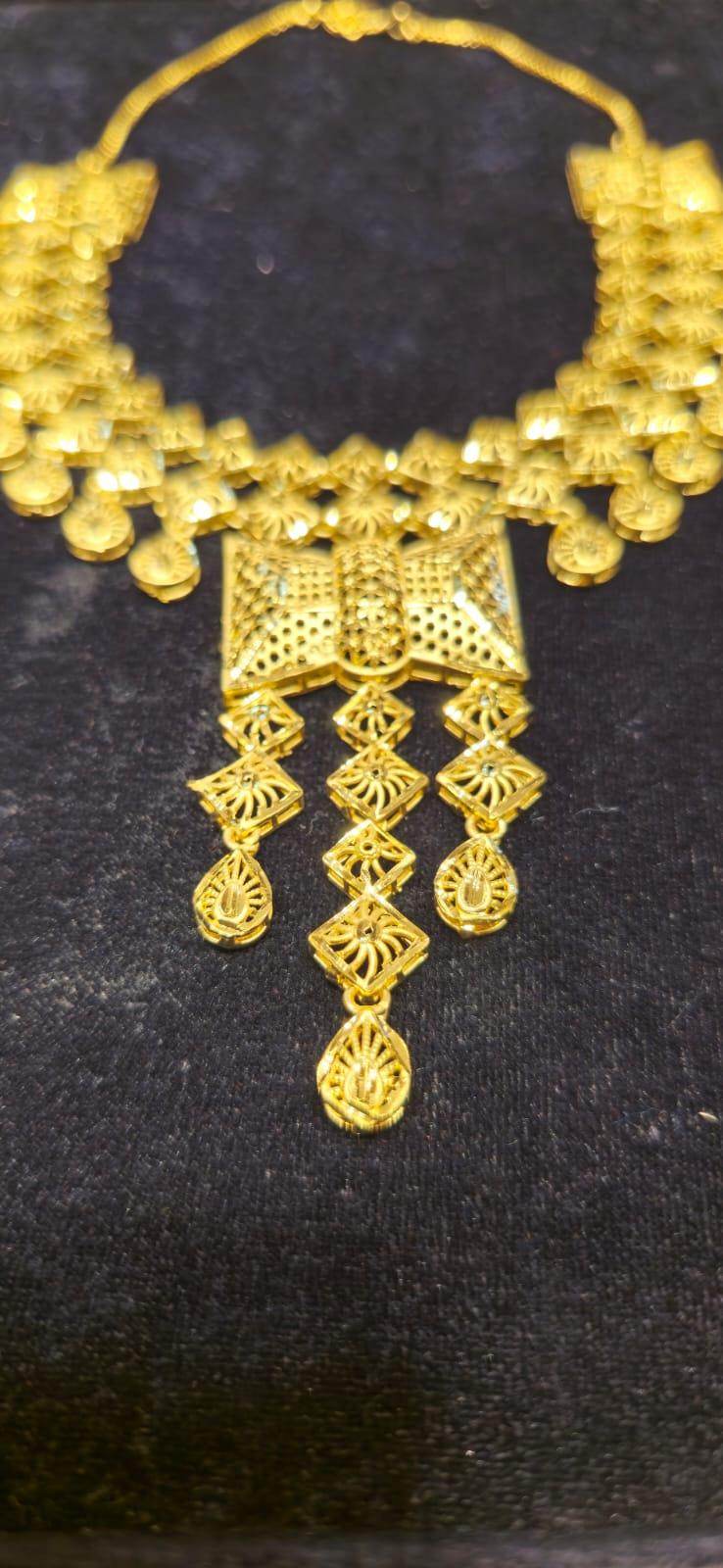 Elegant Gold-Plated Necklace – Timeless Luxury - Mirpur Jewelry City
