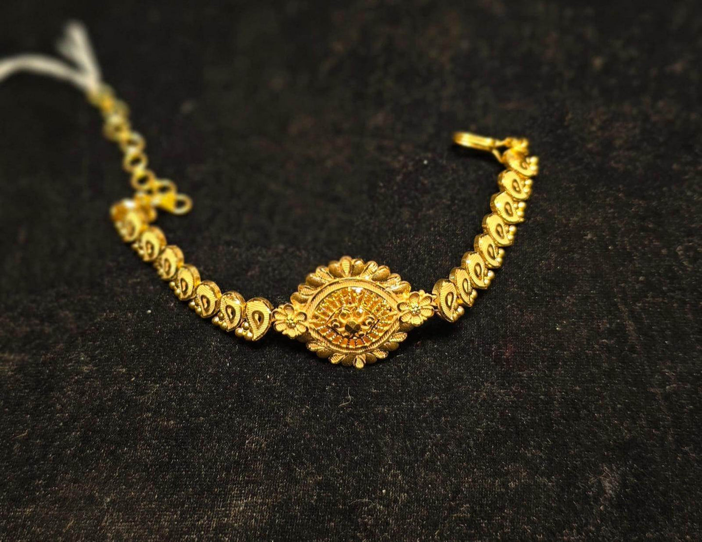 Gold-Plated Fashion Bracelet – Elegant Imitation Jewelry - Mirpur Jewelry City