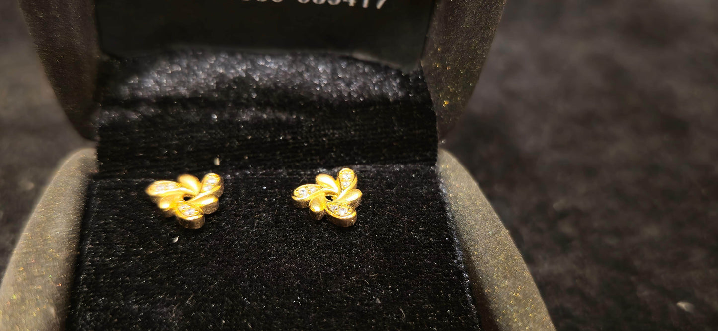 Elegant Gold-Plated Top – Timeless Luxury - Mirpur Jewelry City