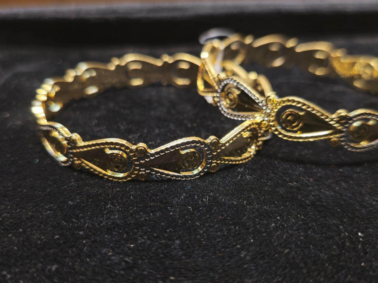 Dubai Design Gold-Plated Churi – Elegant & Luxurious - Mirpur Jewelry City