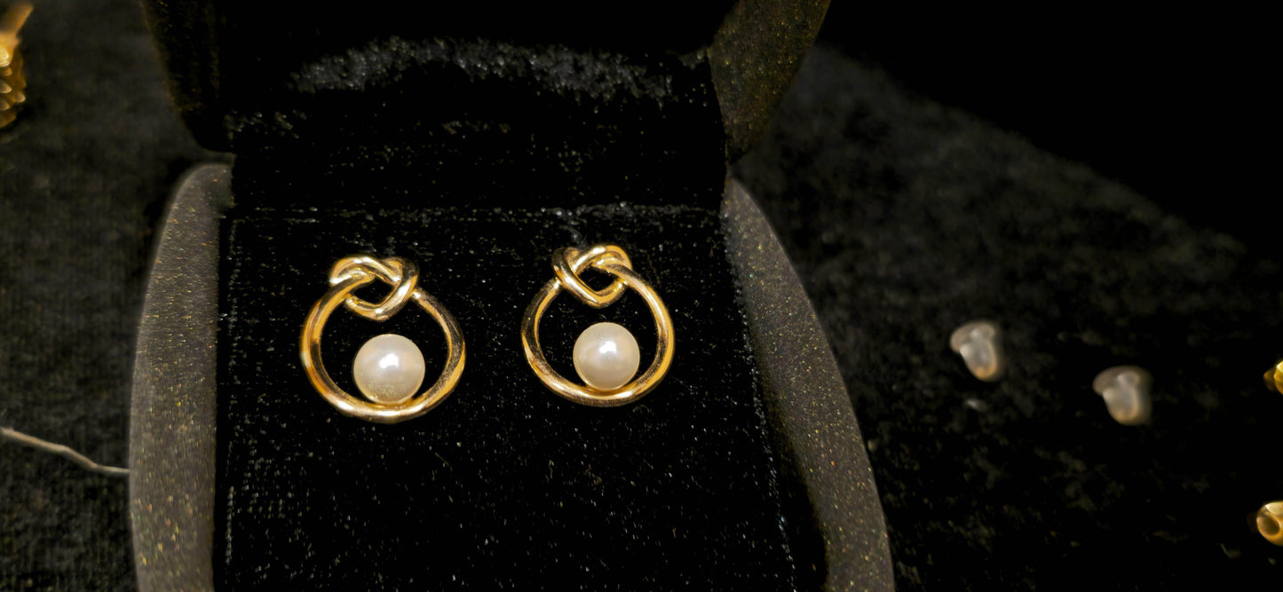Elegant Gold-Plated Top – Timeless Luxury - Mirpur Jewelry City