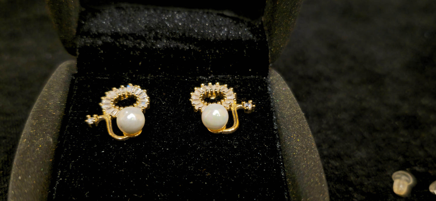 Elegant Gold-Plated Top – Timeless Luxury - Mirpur Jewelry City