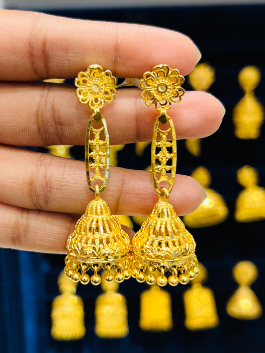 Stylish Gold Plated Jhumka for Party Wear