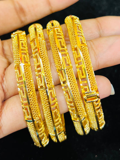 Classic Lock Churi – 22K Gold Polish | Premium Finish Traditional Jewellery (1 Pair)