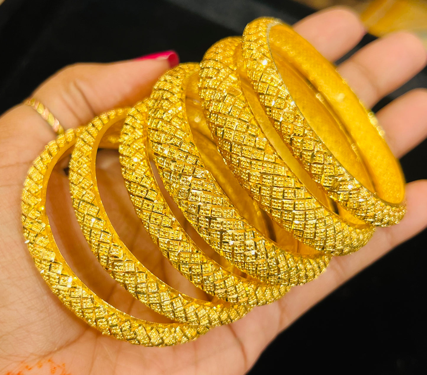 Elegant Traditional Churi – Premium Finish Bangle