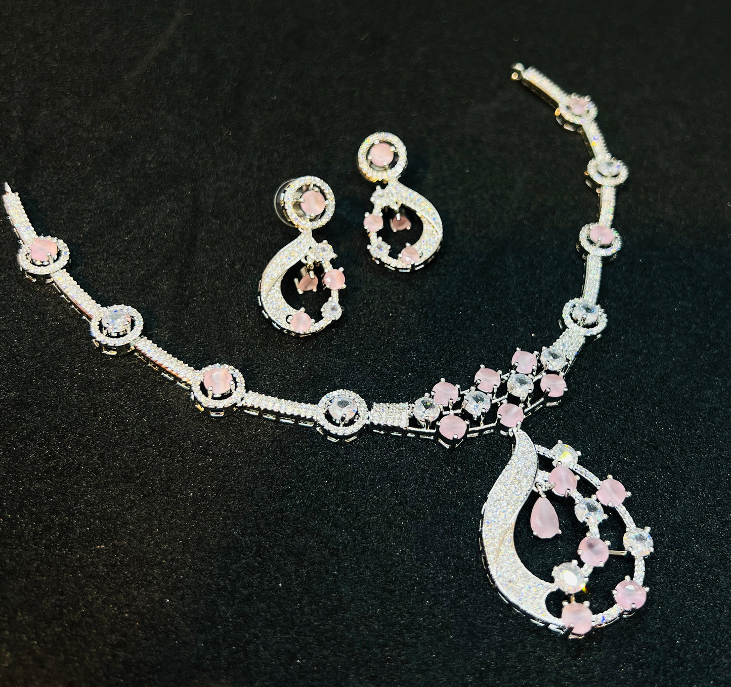 Royal Diamond Cut Necklace & Earrings Set
