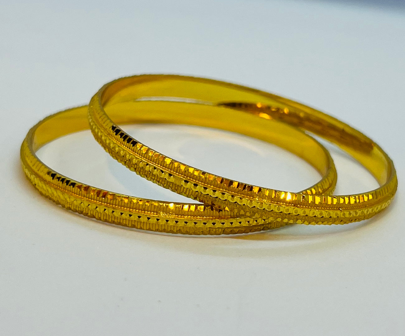 Traditional Chikon  Churi – Smooth Finish | Premium Look (1 Jora)