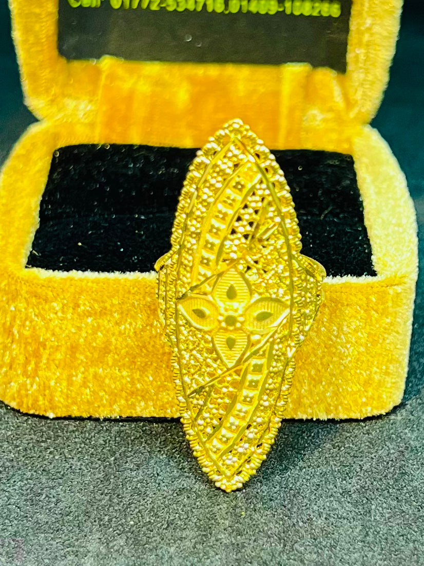 Queen’s Choice Premium Ring