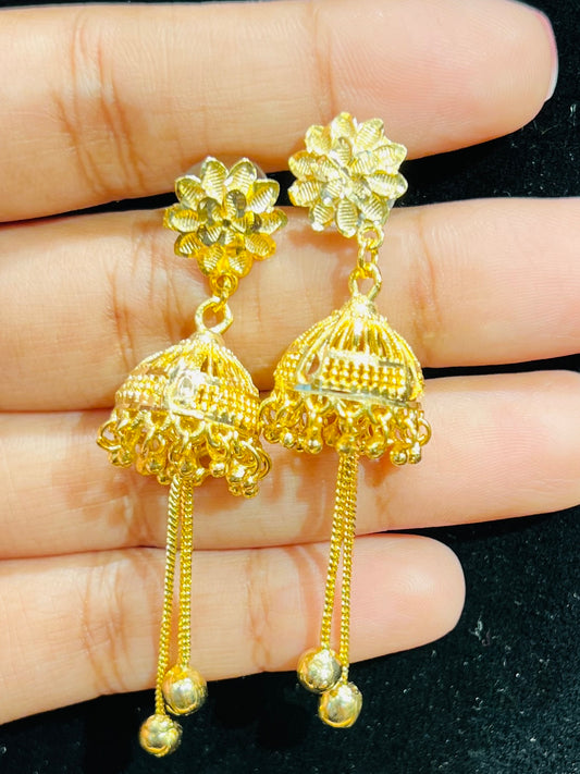 Premium Gold Plated Jhumka – Traditional & Elegant Look