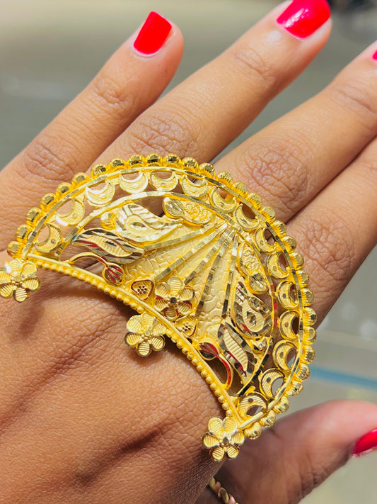 Premium Bridal Ring – Royal & Graceful Style