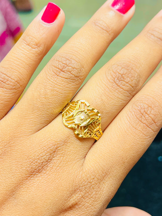 Classic 22k Gold Polish Ring – Timeless Wedding Design