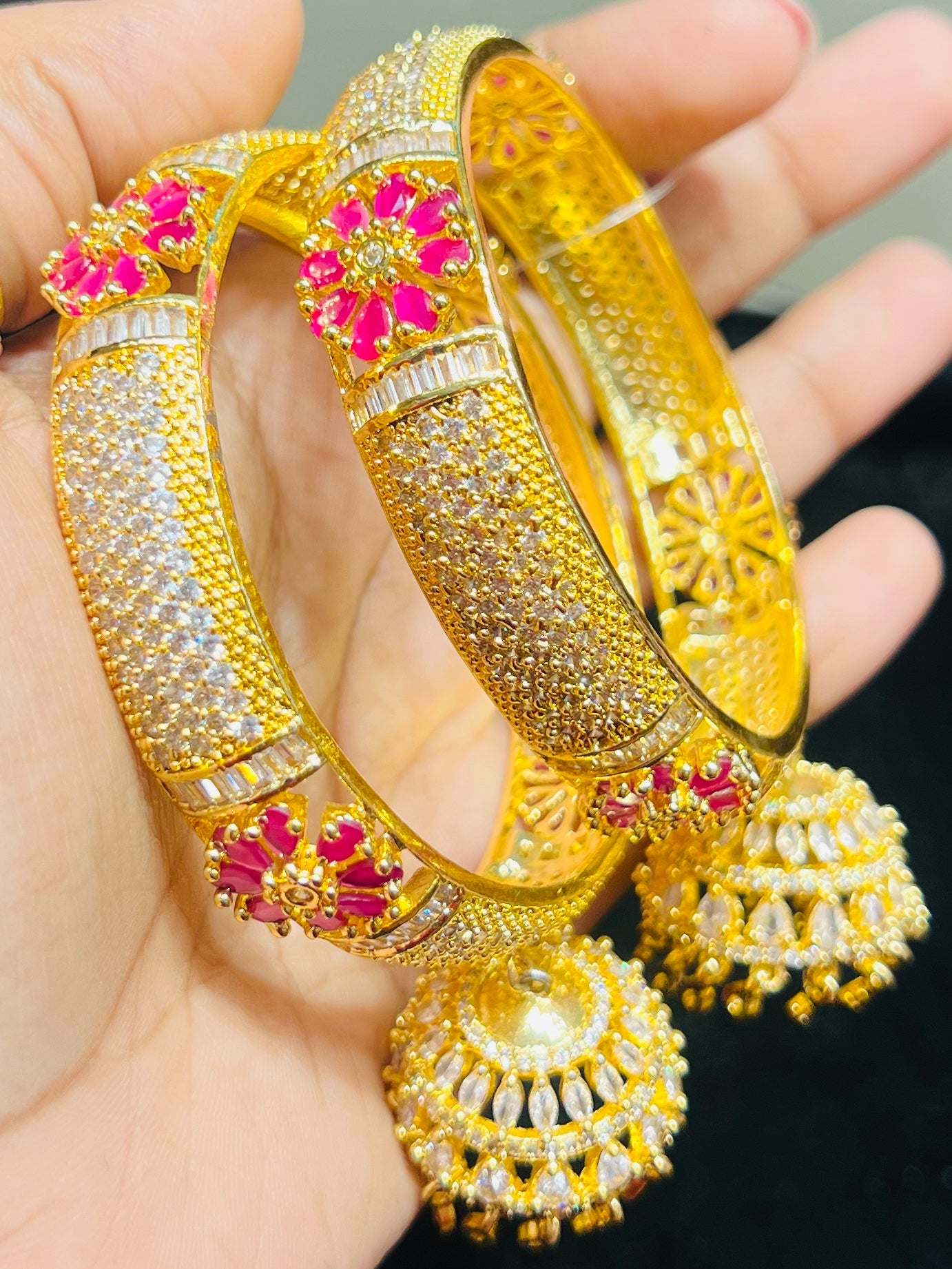 22K Gold Polish Diamond Cut Churi – Premium Designer Bangle (1 Pair)